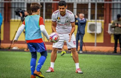 Un fost fotbalist din Superliga a dezvoltat un program unic în țara noastră pentru creșterea micilor sportivi: „Sistemul din România e depășit” + Cum a trecut peste depresia finalului de carieră