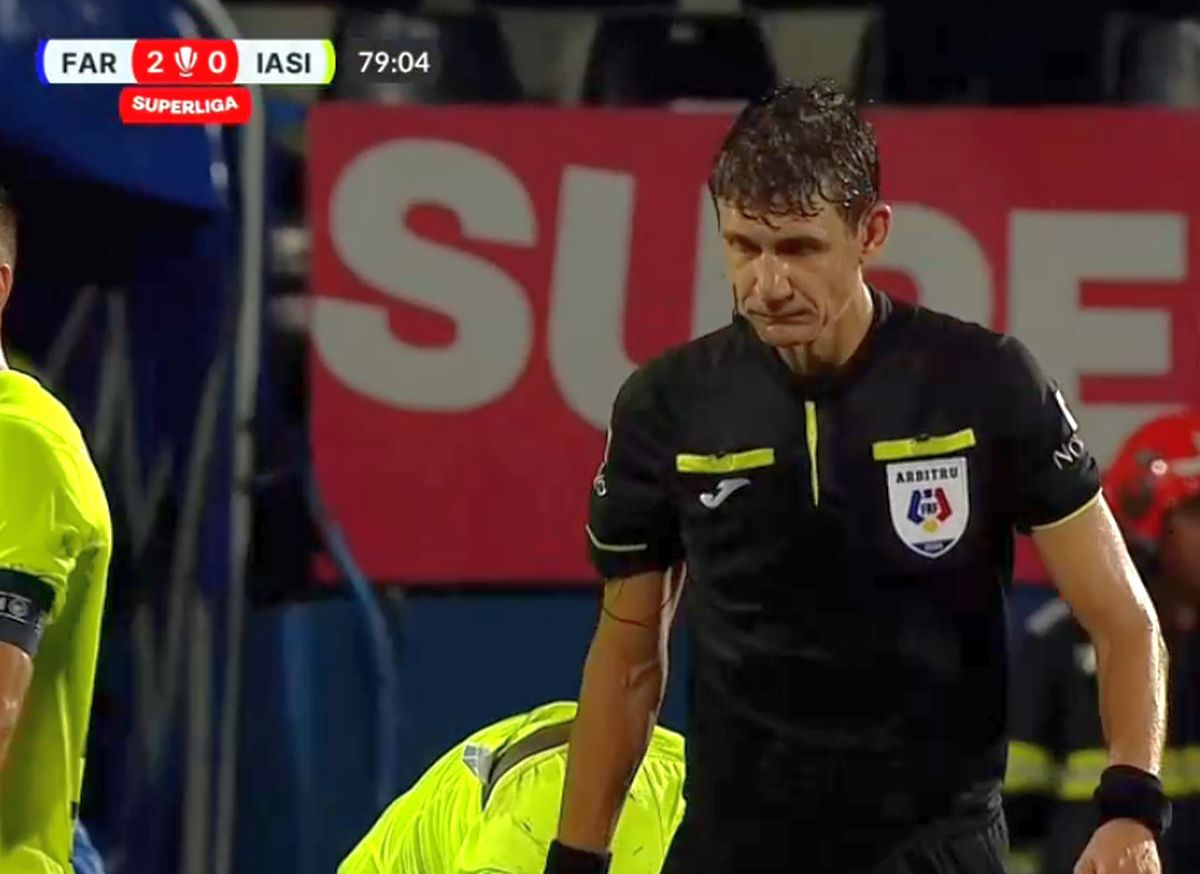 Iertat de „roșu”? Fază controversată în Farul - Poli Iași, comentatorii n-au avut dubii