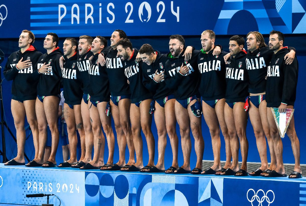 „Deșteaptă-te, române!” sau „Fratelli d'Italia”, ce imn s-a auzit mai tare la Paris? Atmosfera de la România - Italia și momentele surprinse de GSP la începutul meciului de la Jocurile Olimpice