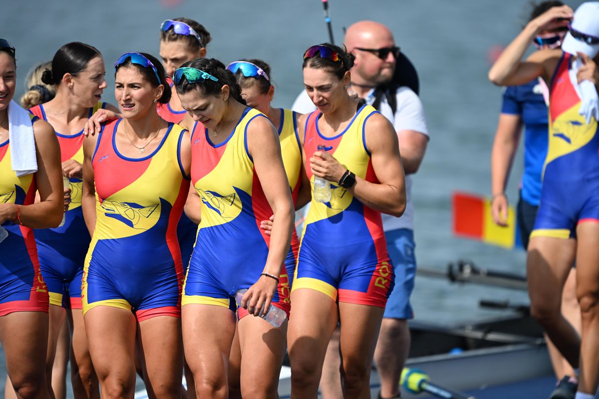 Barca feminină de 8+1 a României, nominalizată la premiul de „Echipajul feminin al anului” « Antonio Colamonici, nominalizat la altă categorie