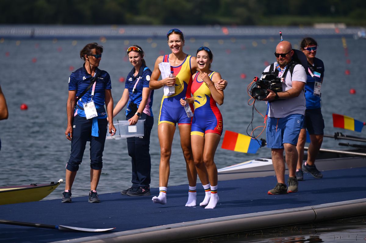 Barca feminină a României, aur la proba de 8+1