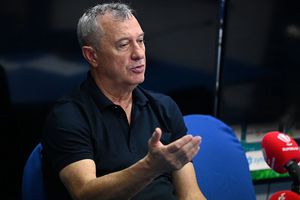 Mircea Rednic a câștigat procesul, Dinamo e bună de plată!