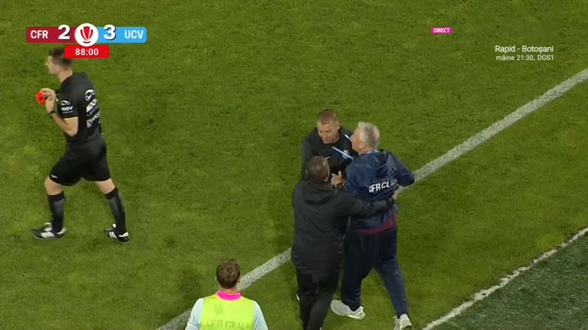 Dan Petrescu, trimis în tribune de Vidican. Foto: captură TV