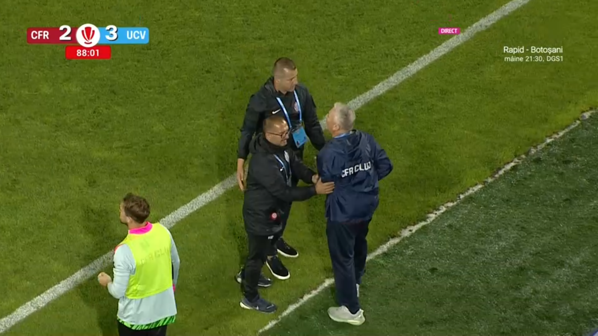 Dan Petrescu, trimis în tribune de Rareș Vidican într-un final incendiar în Gruia