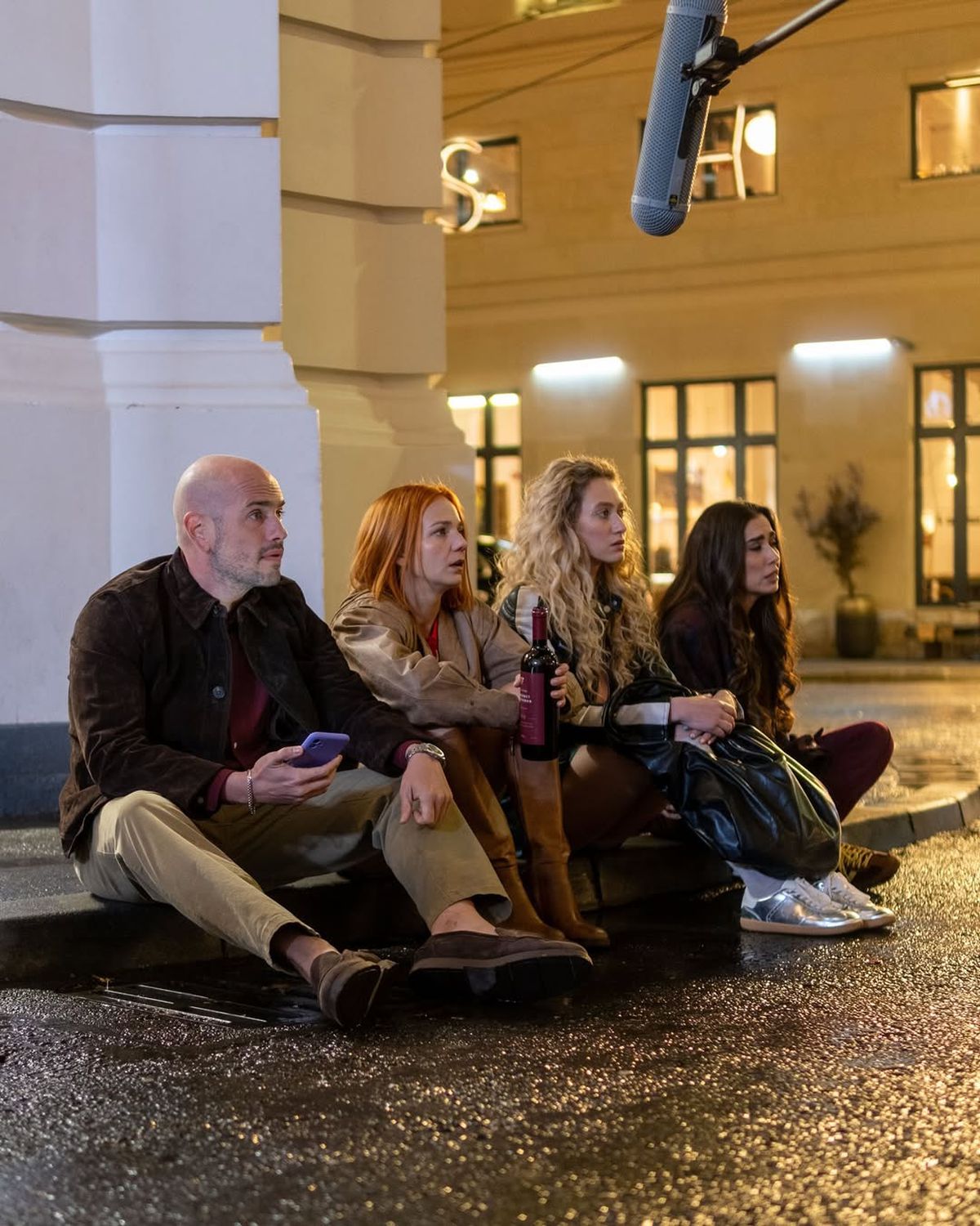 „Când alerg, îmi imaginez că mă fugărește un tigru!” » Interviu neconvențional cu actrița Mihaela Velicu: „Atunci am strigat: Florin Niță, te iubesc!”