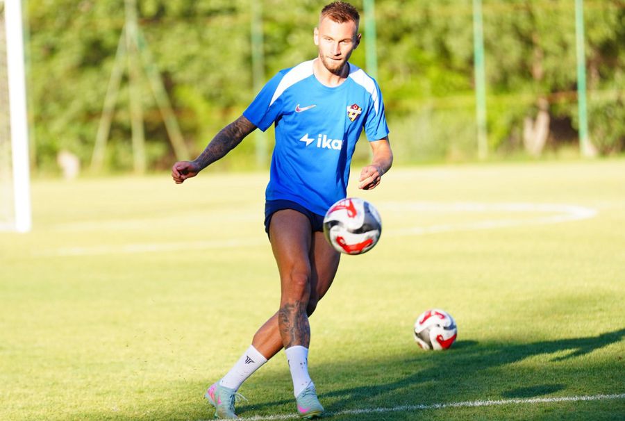 Denis Drăguș, la antrenament cu Eyupspor / Foto: X „Să se gândească ce vrea” » Edward Iordănescu dezvăluie ce s-a întâmplat la negocierile cu Ianis Hagi