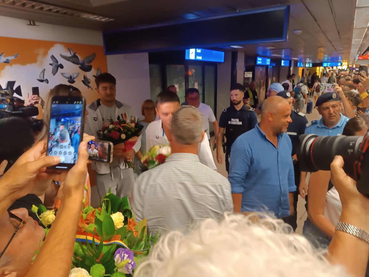 David Popovici, declarația serii pe aeroport: „Comentariile lui Emil Hossu-Longin...”
