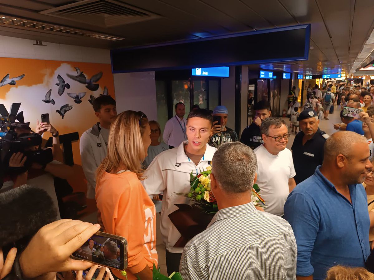 David Popovici, declarația serii pe aeroport: „Comentariile lui Emil Hossu-Longin...”