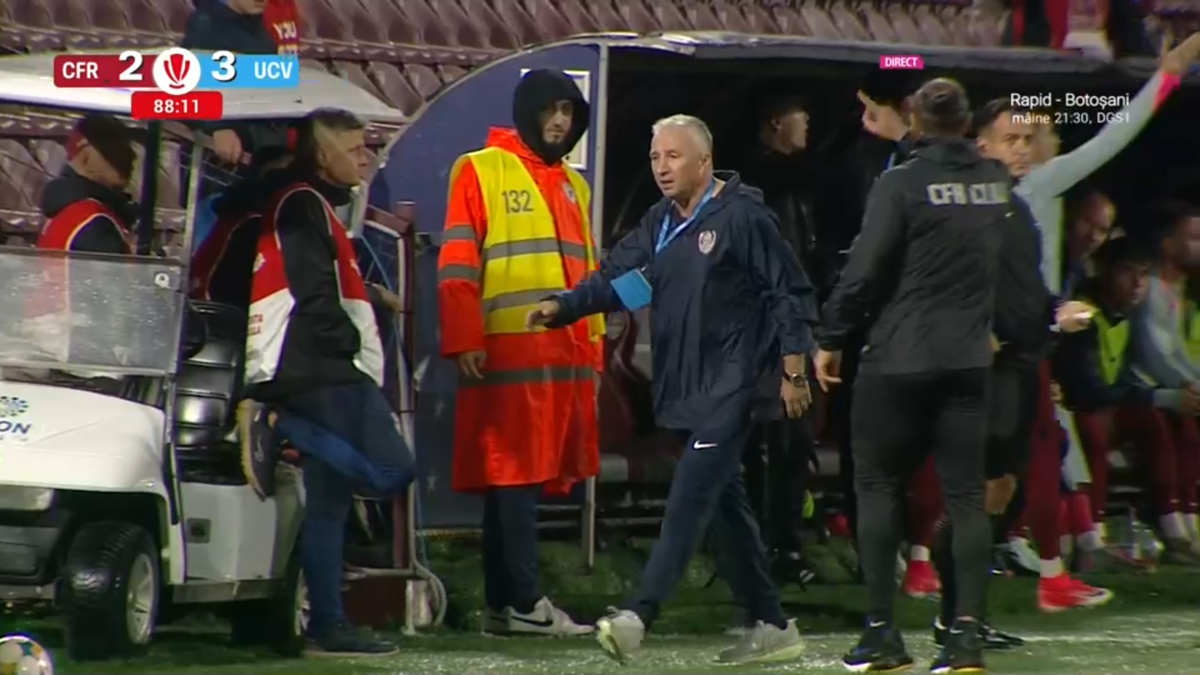 Dan Petrescu, trimis în tribune de Rareș Vidican într-un final incendiar în Gruia