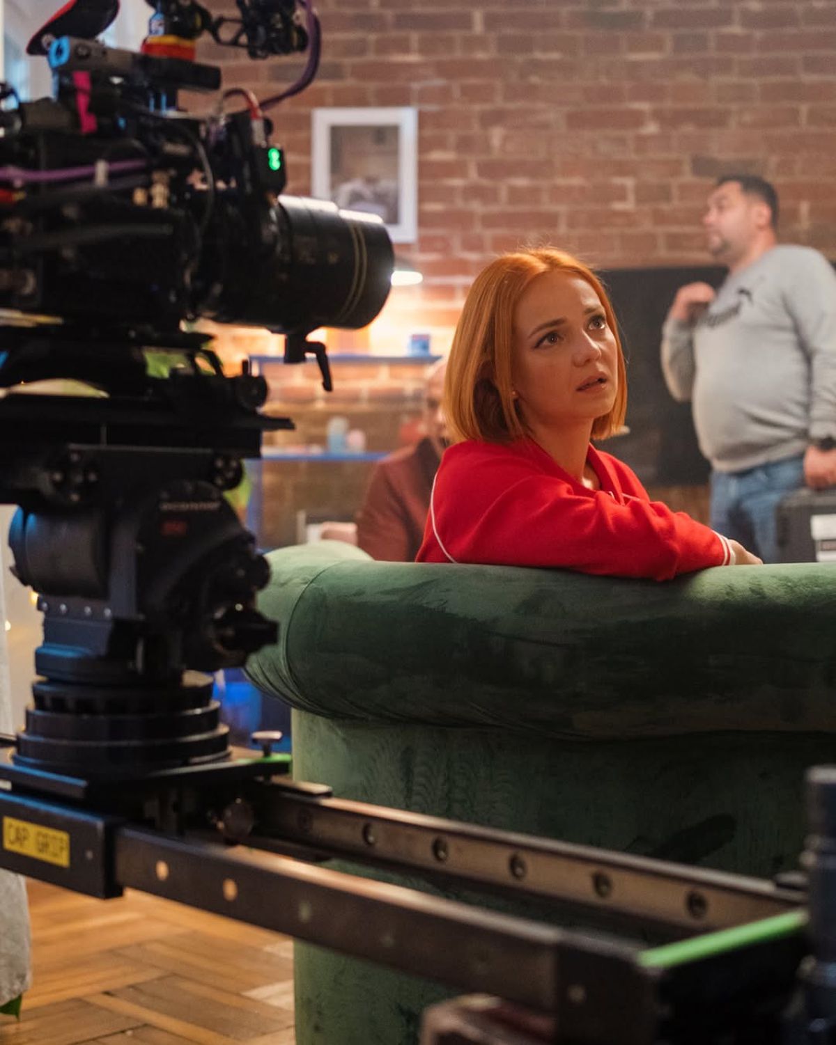 „Când alerg, îmi imaginez că mă fugărește un tigru!” » Interviu neconvențional cu actrița Mihaela Velicu: „Atunci am strigat: Florin Niță, te iubesc!”