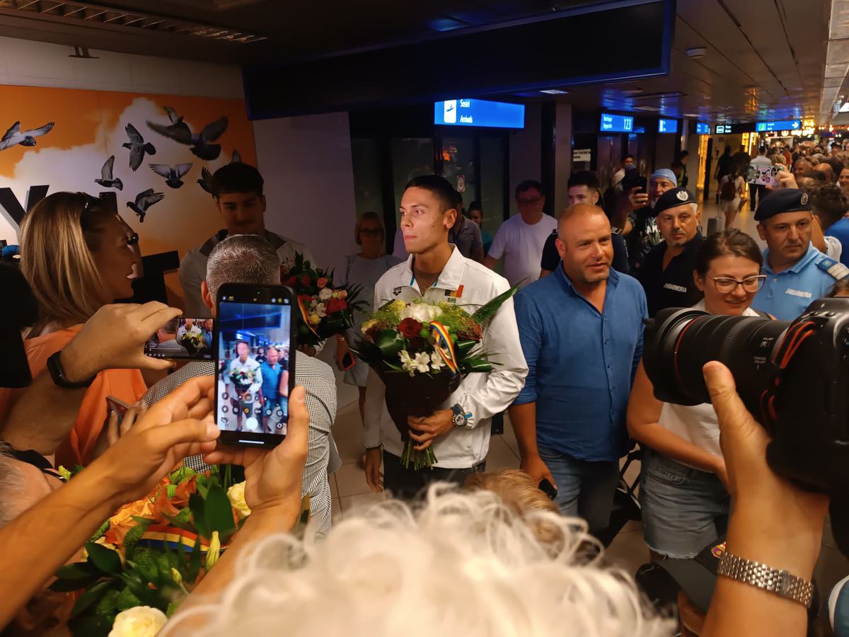 David Popovici, declarația serii pe aeroport: „Comentariile lui Emil Hossu-Longin...”