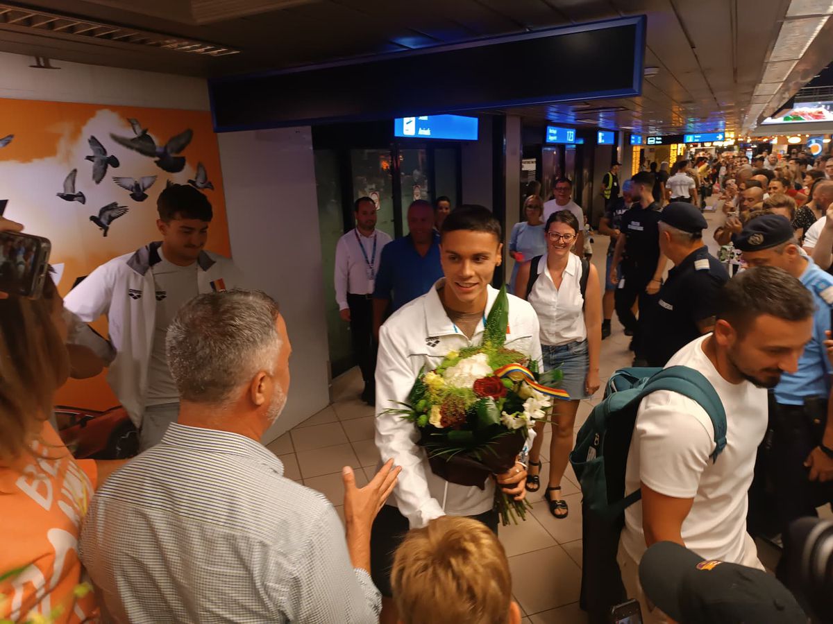 David Popovici, declarația serii pe aeroport: „Comentariile lui Emil Hossu-Longin...”