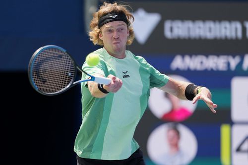 Andrey Rublev în acțiune în Masters-ul de la Toronto Foto: Imago Images