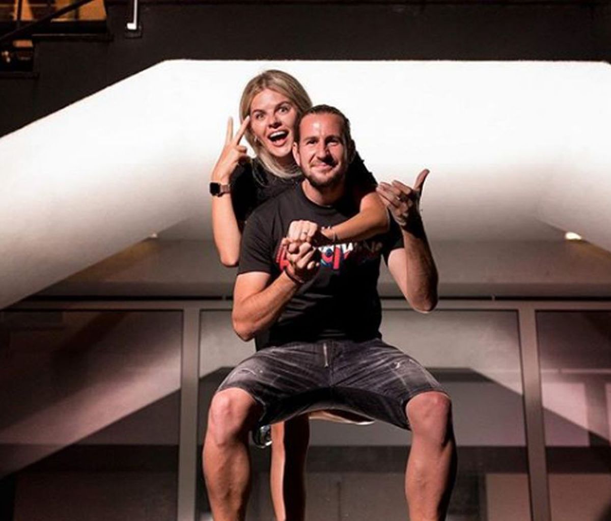 VIDEO Jucătorii lui CFR Cluj, show pe manele la nunta lui Adi Păun: „O valoare mare sunt din cap până-n picioare”