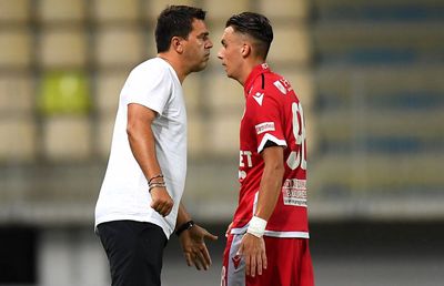 DINAMO. Cosmin Contra a pus 4 fotbaliști pe lista de transferuri » Al cincilea a profitat de accidentarea lui Achim și a scăpat de „ghilotină”