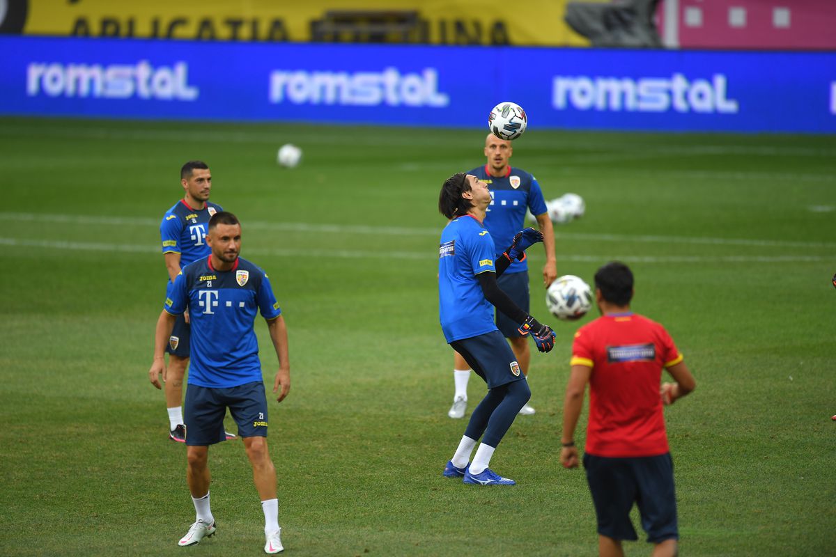 Antrenamentul oficial al României înaintea meciului cu Irlanda de Nord