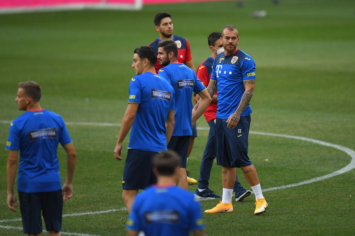 ROMÂNIA - IRLANDA DE NORD. Duel de foc pentru Ianis Hagi: „Cei mai buni inamici”