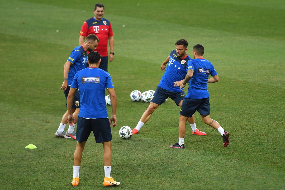 Antrenamentul oficial al României înaintea meciului cu Irlanda de Nord