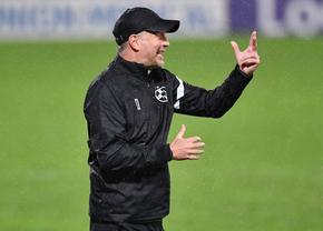A început să râdă când a auzit de clauza din contractul lui Edi Iordănescu: „Pentru Gigi nu înseamnă nimic!”