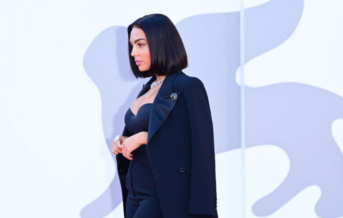 „Le-a tăiat respirația” » Georgina Rodriguez, apariție senzațională la Festivalul de Film de la Veneția