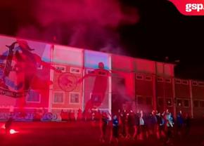 Spectacol la evenimentul „Fotbal Centenar Corvinul”: jocuri de lumini și focuri de artificii