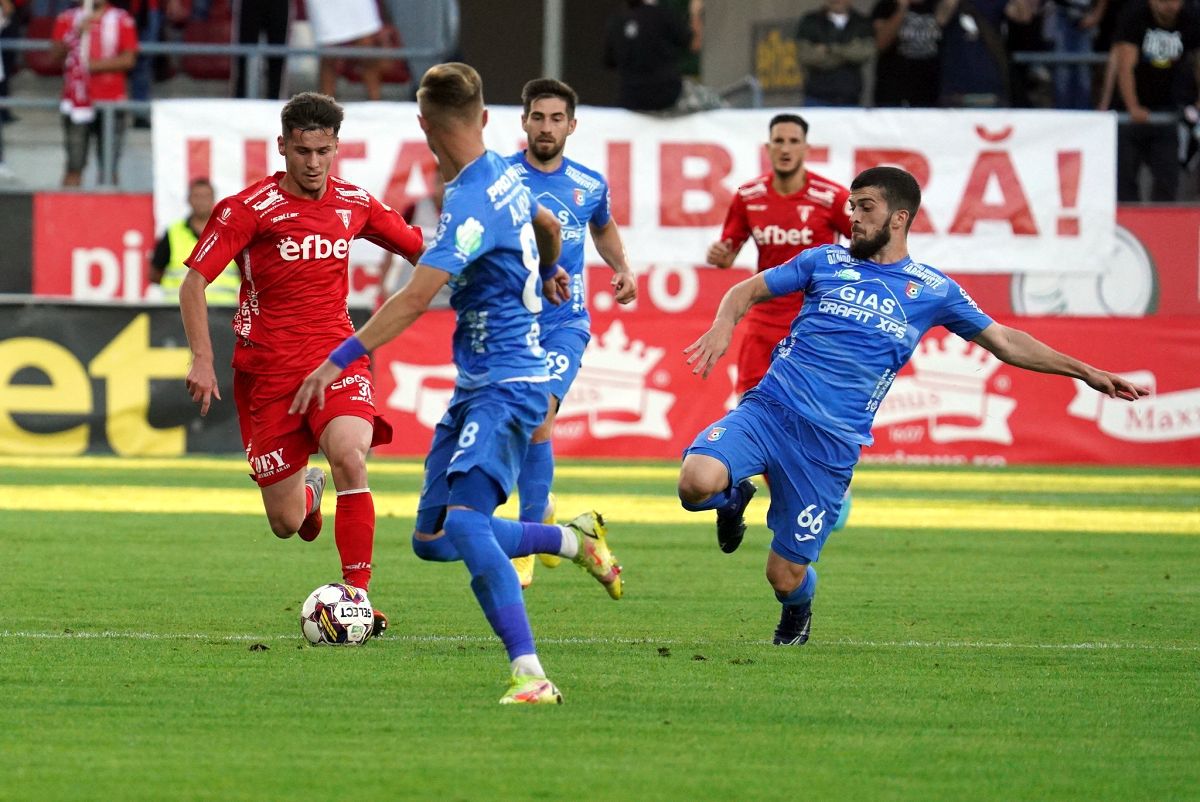 Chindia Târgoviște negociază cu un antrenor demis recent de la altă echipă din Liga 1 + S-a discutat și cu Mircea Rednic