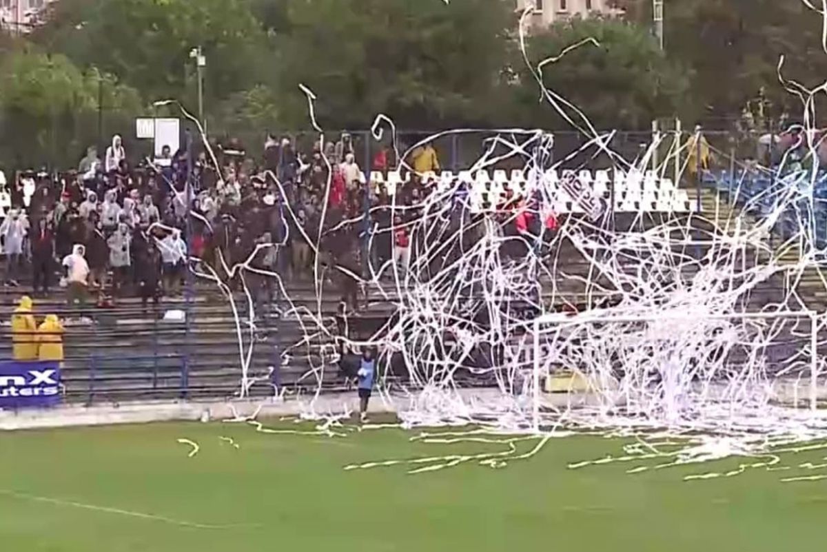 Suporterii au întârziat startul în Oțelul Galați - Poli Timișoara, meciul zilei din Liga 2