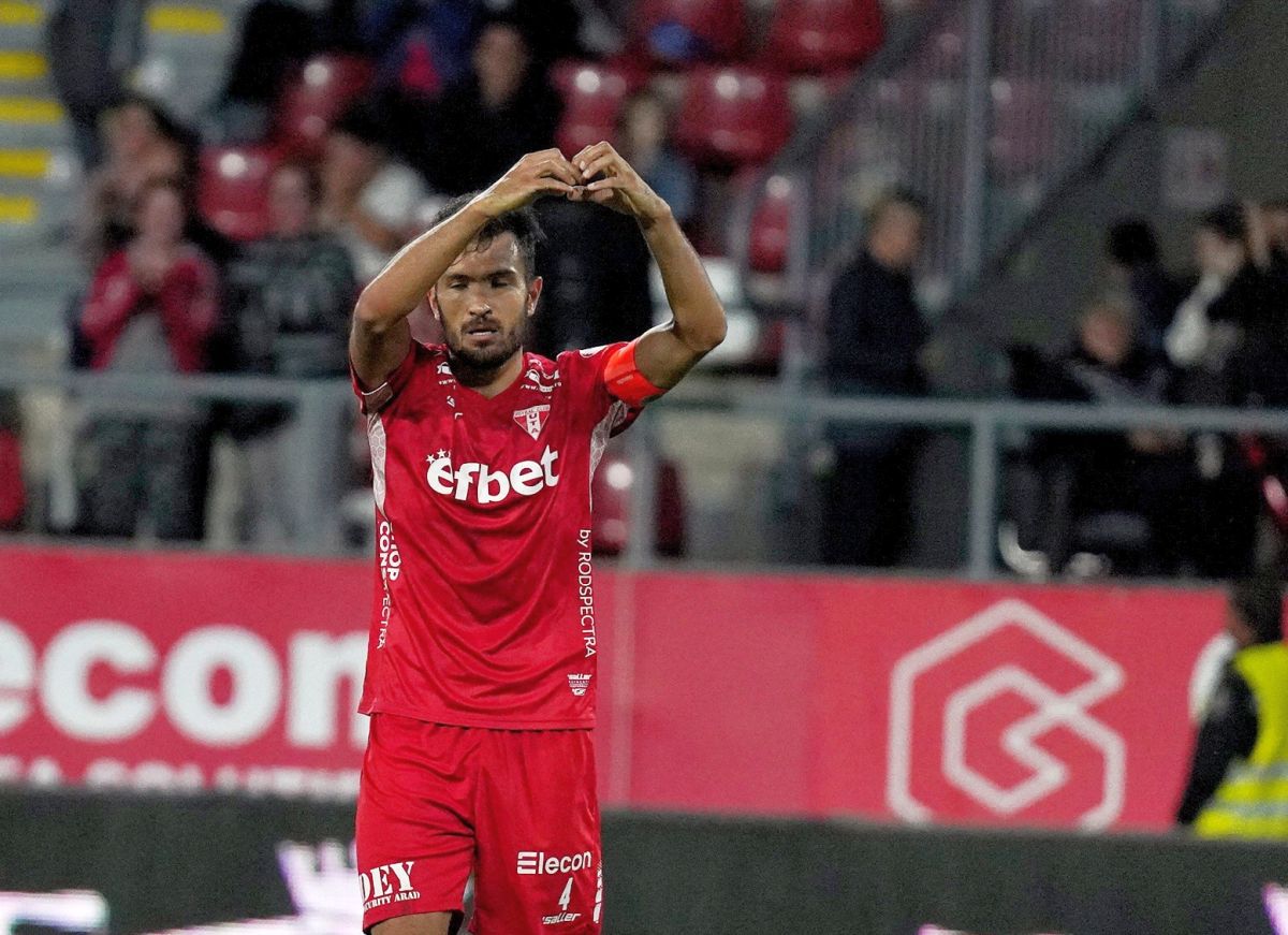 Chindia Târgoviște negociază cu un antrenor demis recent de la altă echipă din Liga 1 + S-a discutat și cu Mircea Rednic