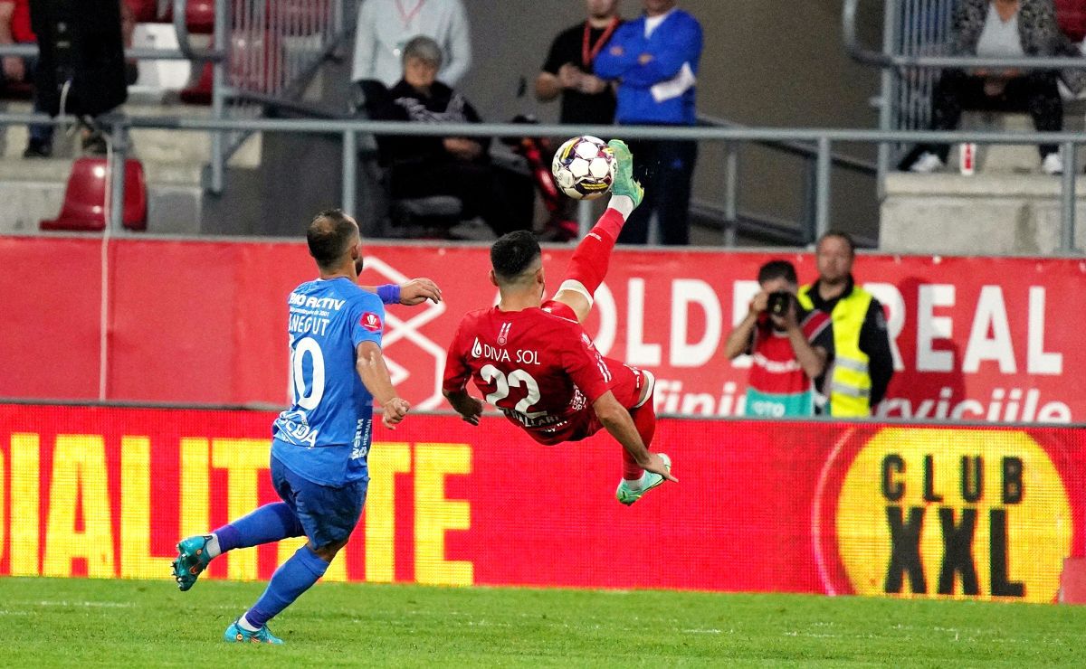 Chindia Târgoviște negociază cu un antrenor demis recent de la altă echipă din Liga 1 + S-a discutat și cu Mircea Rednic