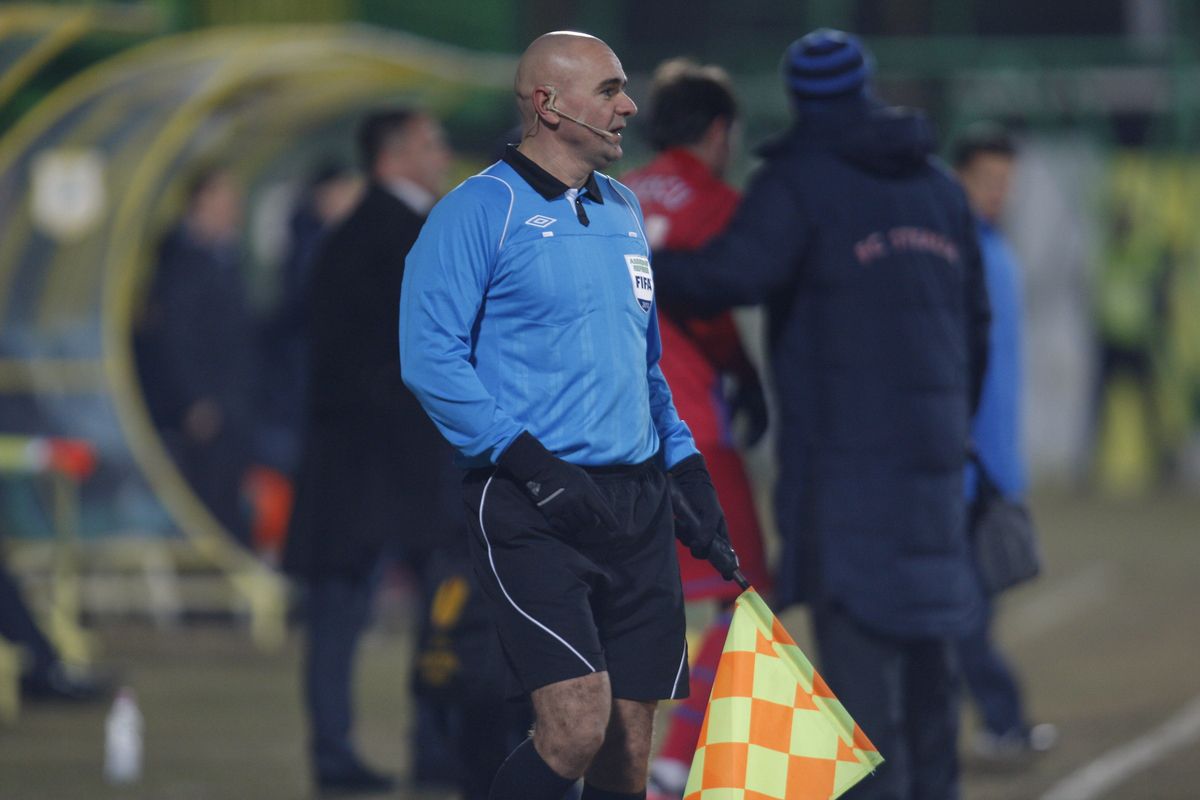 Interzis de FRF, a plecat în Anglia să arbitreze! Aurel Onița, primul interviu după șapte ani de tăcere: „Mi s-a luat pasiunea! Cea mai mare bucurie e că alerg desculț pe plajă la răsăritul soarelui”