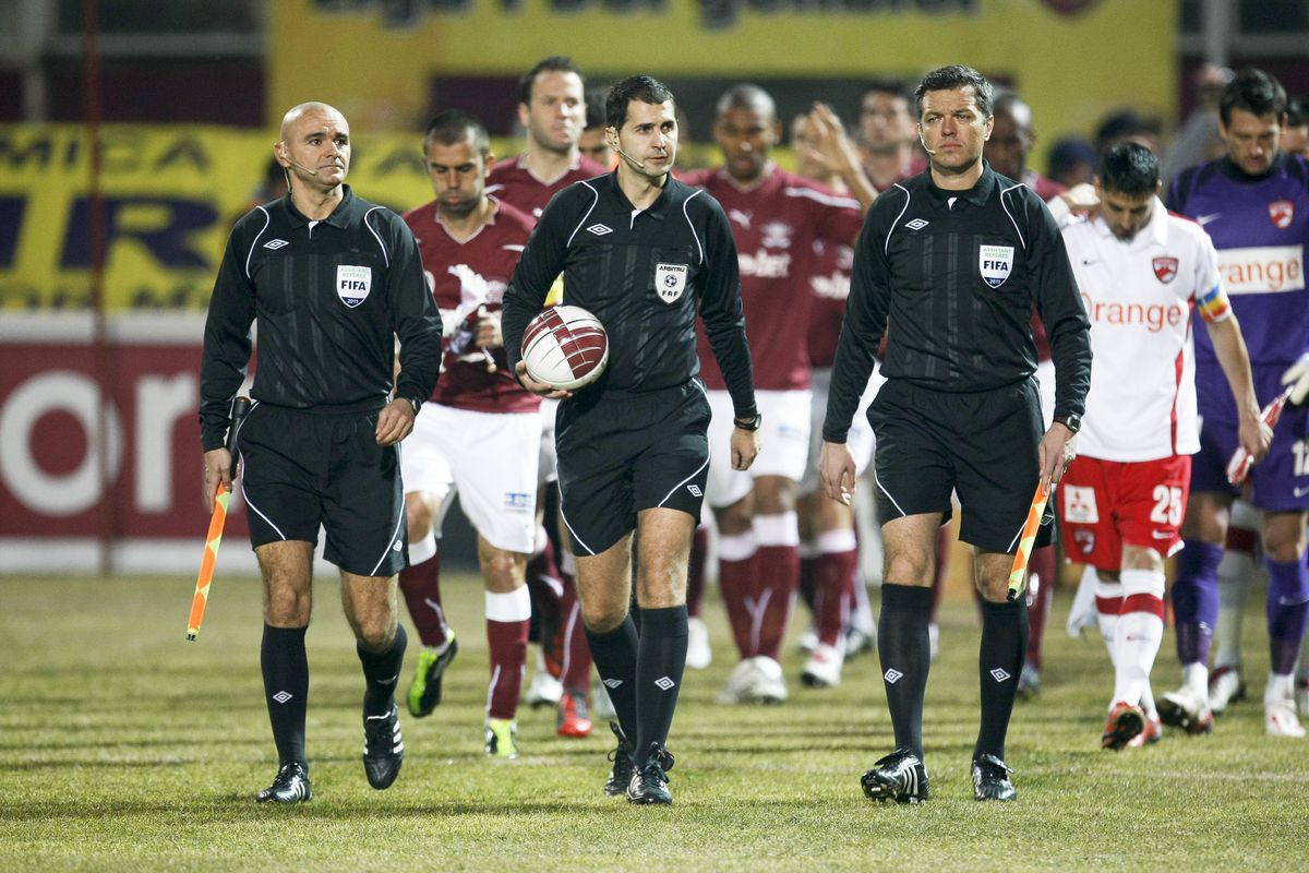 Aurel Onita - arbitru cariera