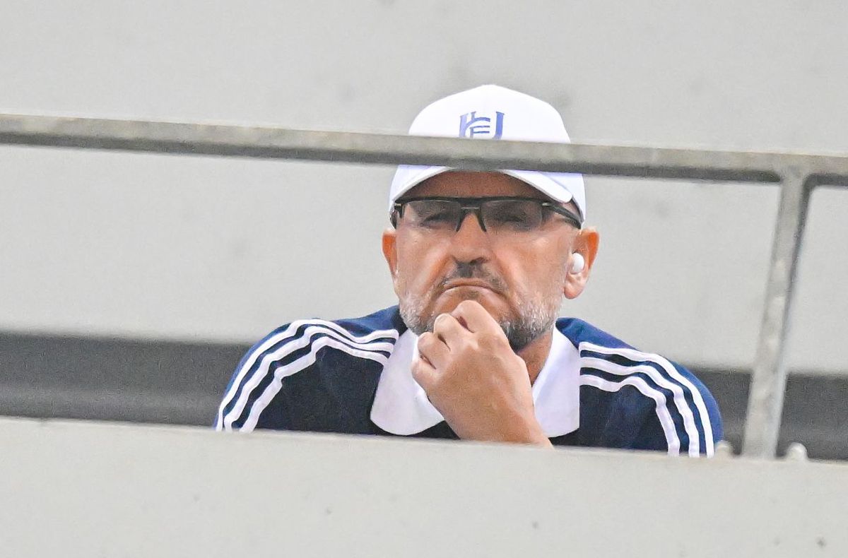 FCU Craiova - Farul 4-0 » Uluitor: campioana Farul, snopită în Bănie de echipa preparatorului Vasilică!