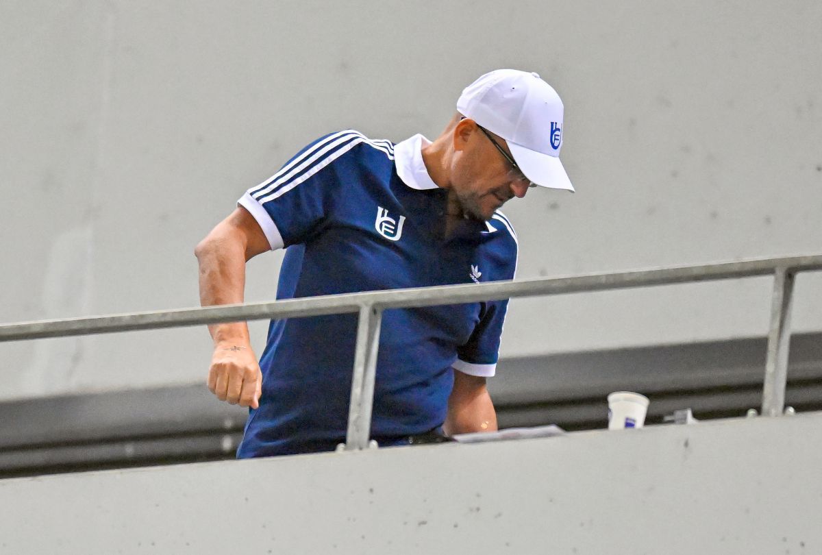 FCU Craiova - Farul 4-0 » Uluitor: campioana Farul, snopită în Bănie de echipa preparatorului Vasilică!