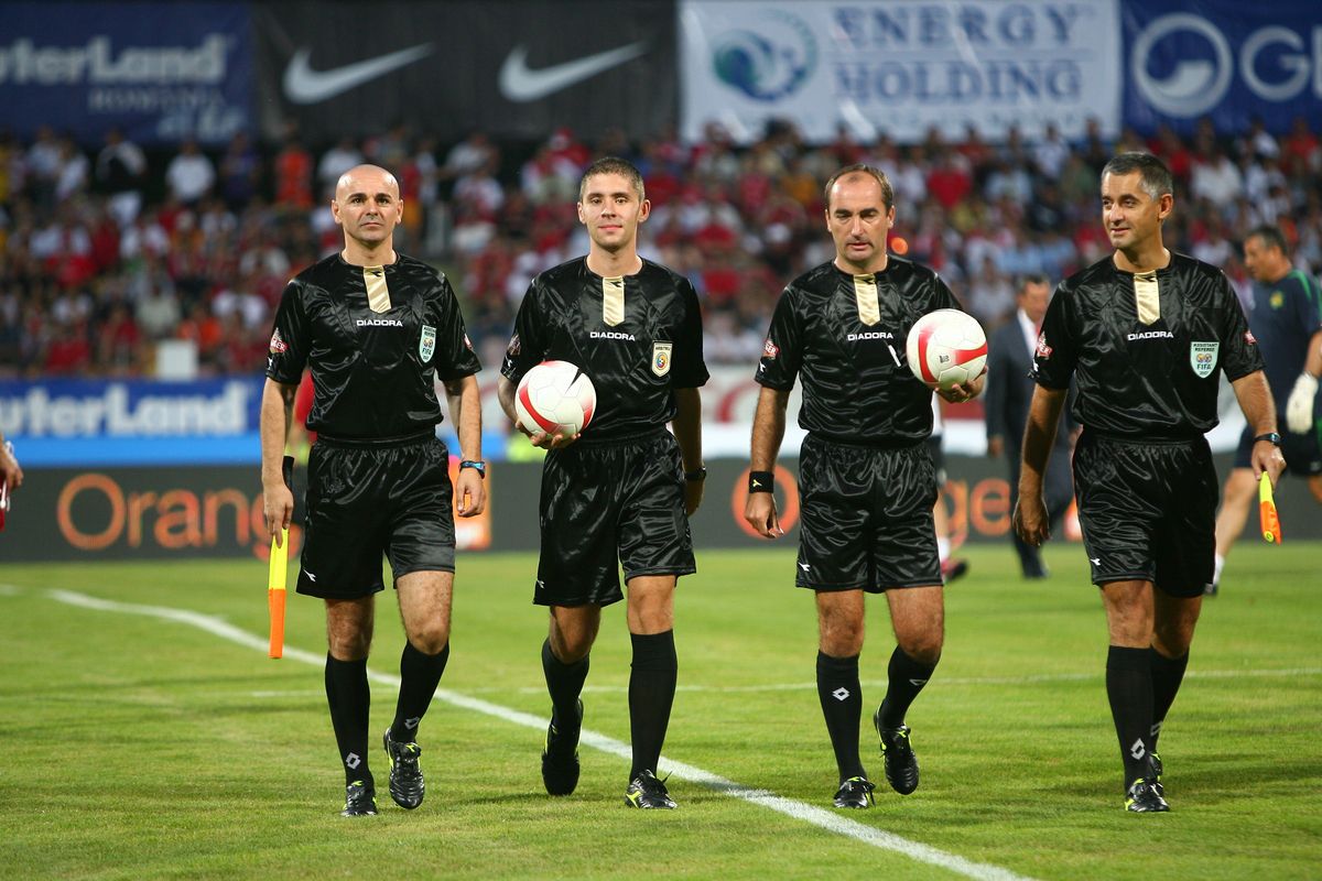 Aurel Onita - arbitru cariera