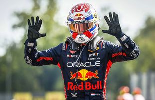 Max Verstappen câștigă Marele Premiu de Formula 1 al Italiei și e primul din istorie cu 10 victorii la rând + Scene incredibile cu piloții Ferrari