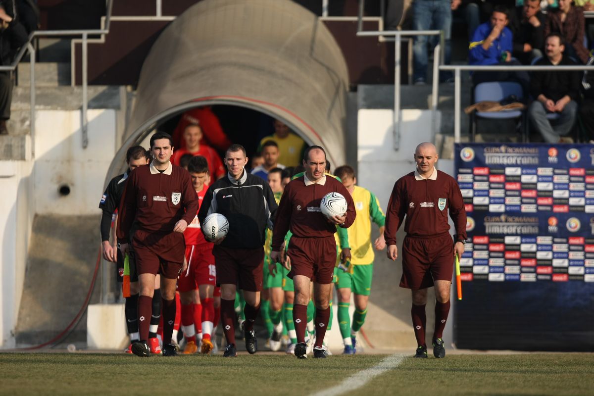 Aurel Onita - arbitru cariera