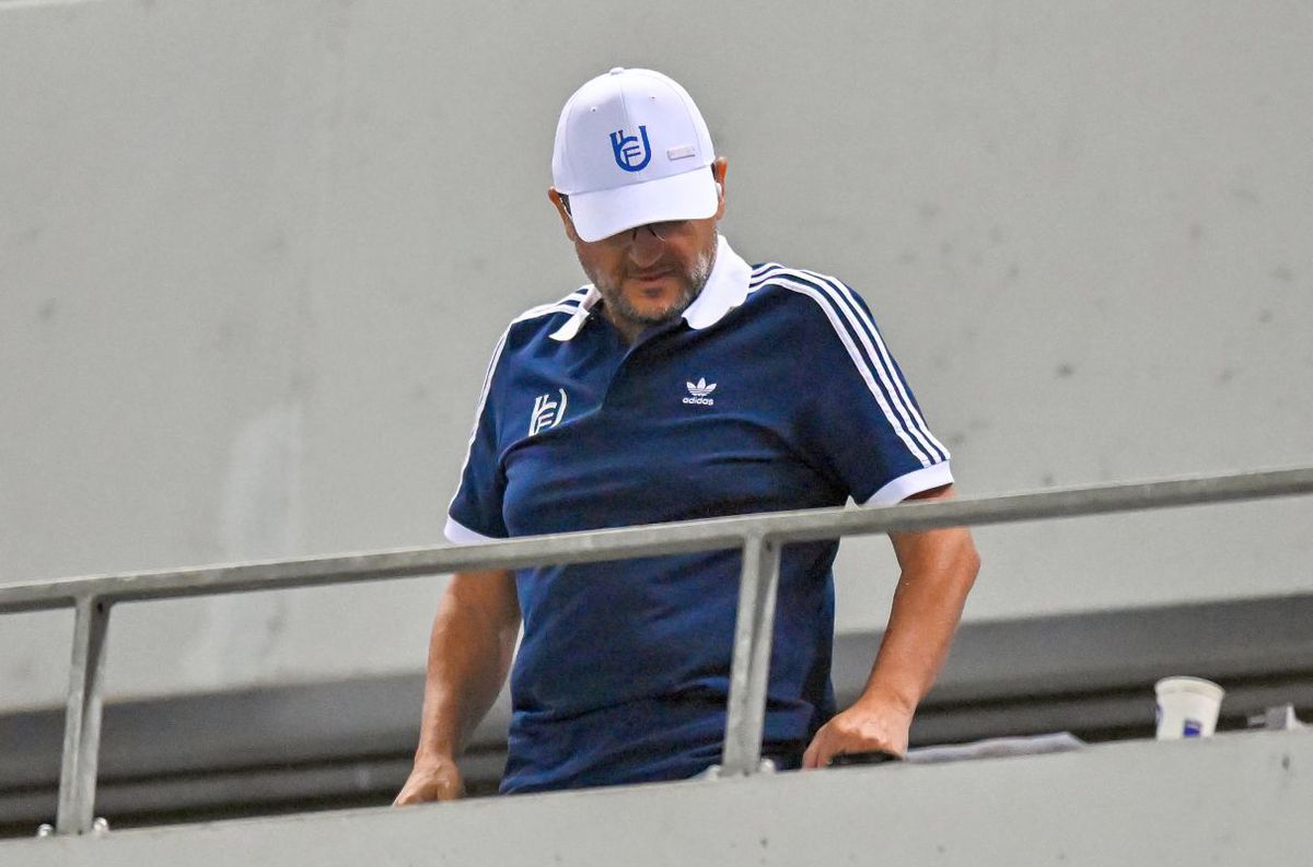 FCU Craiova - Farul 4-0 » Uluitor: campioana Farul, snopită în Bănie de echipa preparatorului Vasilică!