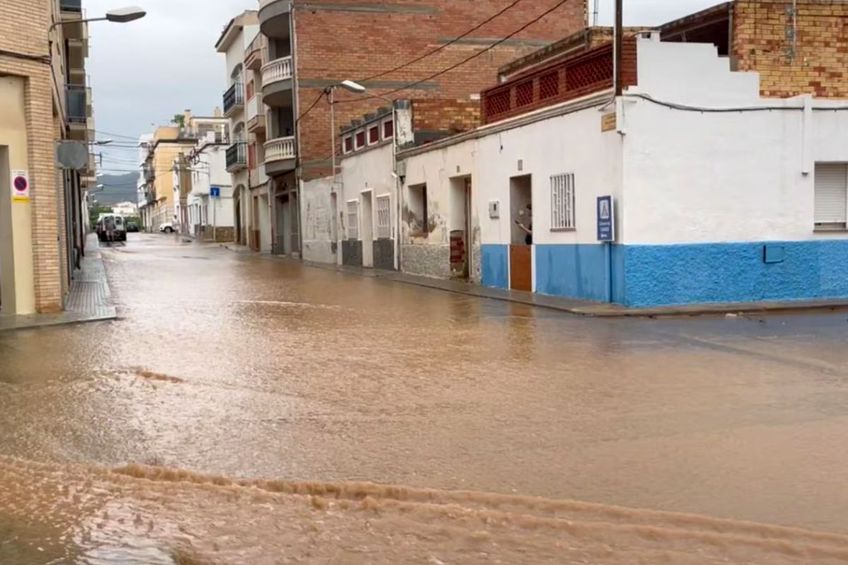 Imagine de azi: străduțe inundate în Madrid / Sursă foto: Twitter@DDIndialive