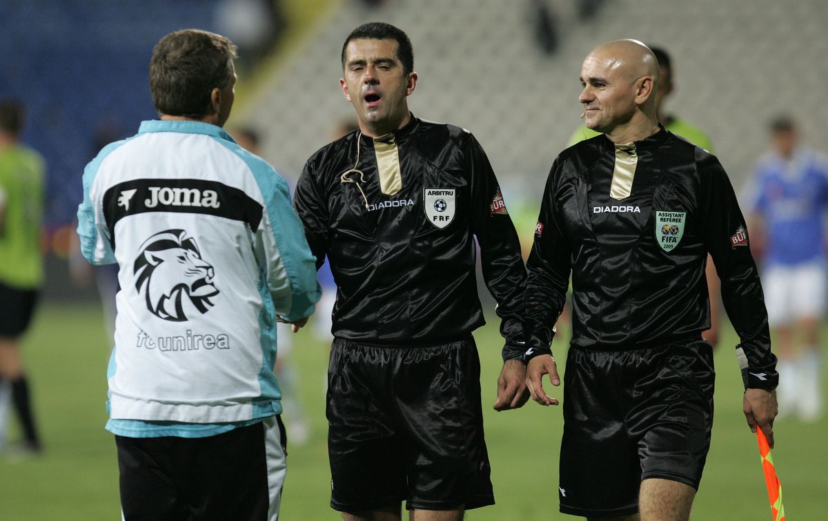 Interzis de FRF, a plecat în Anglia să arbitreze! Aurel Onița, primul interviu după șapte ani de tăcere: „Mi s-a luat pasiunea! Cea mai mare bucurie e că alerg desculț pe plajă la răsăritul soarelui”