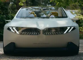 BMW lansează mult-aşteptata Vision Neue Klasse, gama de mașini electrice cu care speră să revină în cursa mondială: „Nu ne este frică de chinezi”