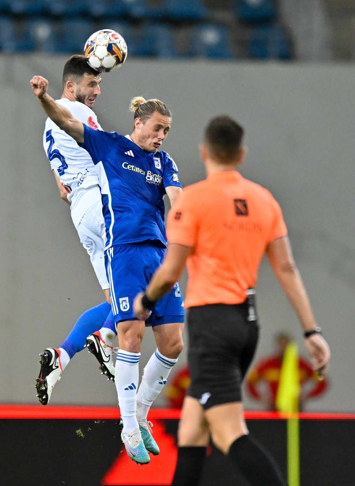 FCU Craiova - Farul 4-0 » Uluitor: campioana Farul, snopită în Bănie de echipa preparatorului Vasilică!