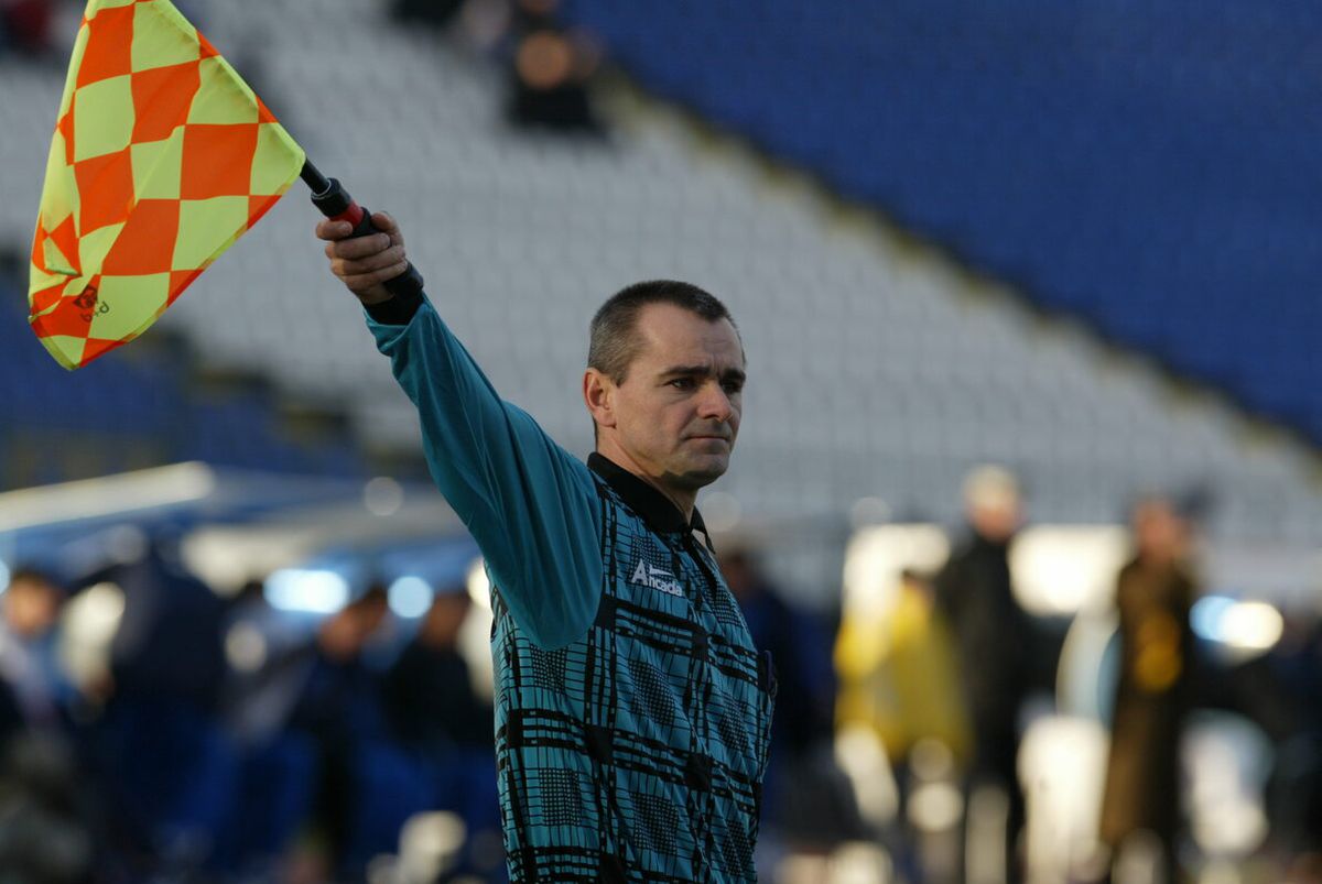 Interzis de FRF, a plecat în Anglia să arbitreze! Aurel Onița, primul interviu după șapte ani de tăcere: „Mi s-a luat pasiunea! Cea mai mare bucurie e că alerg desculț pe plajă la răsăritul soarelui”