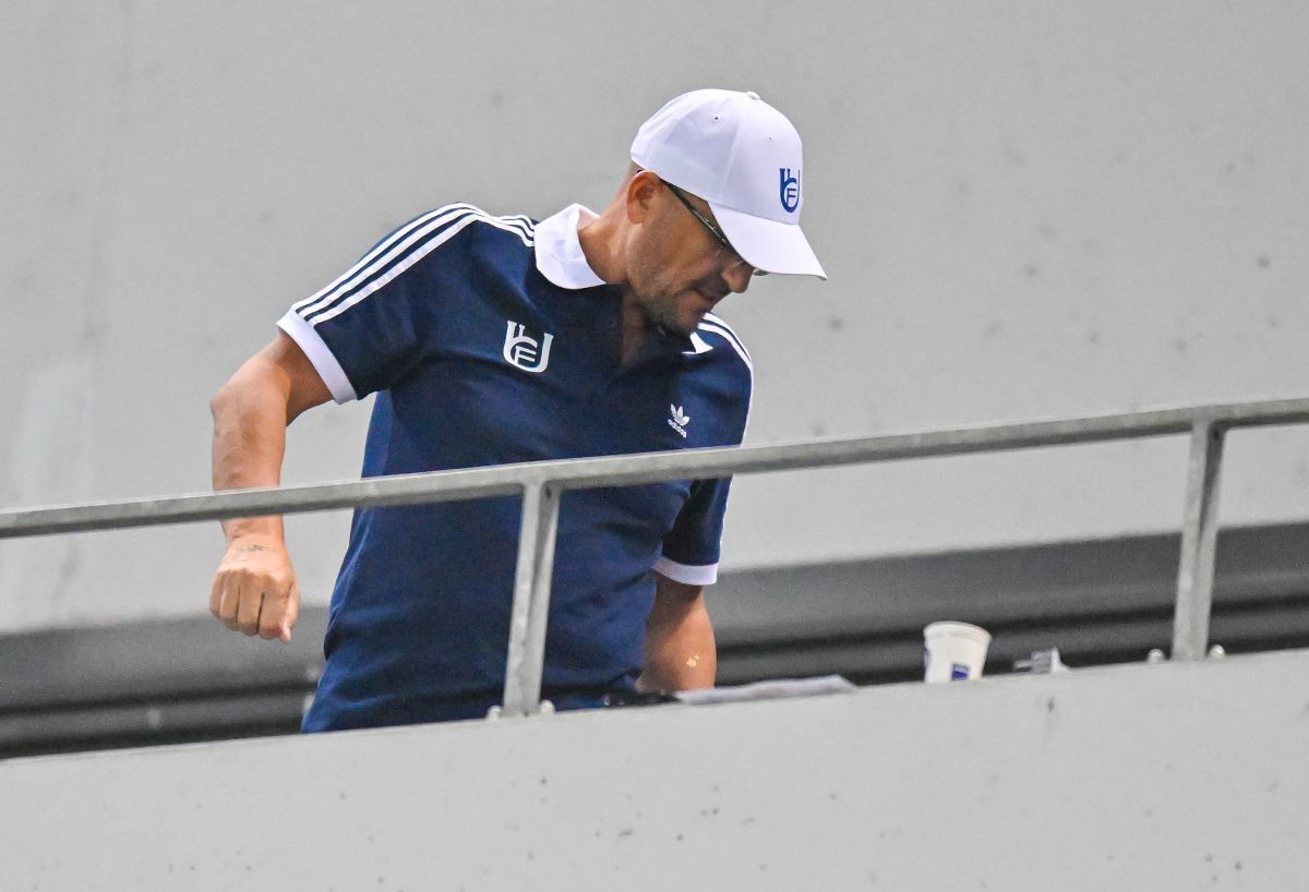 FCU Craiova - Farul 4-0 » Uluitor: campioana Farul, snopită în Bănie de echipa preparatorului Vasilică!