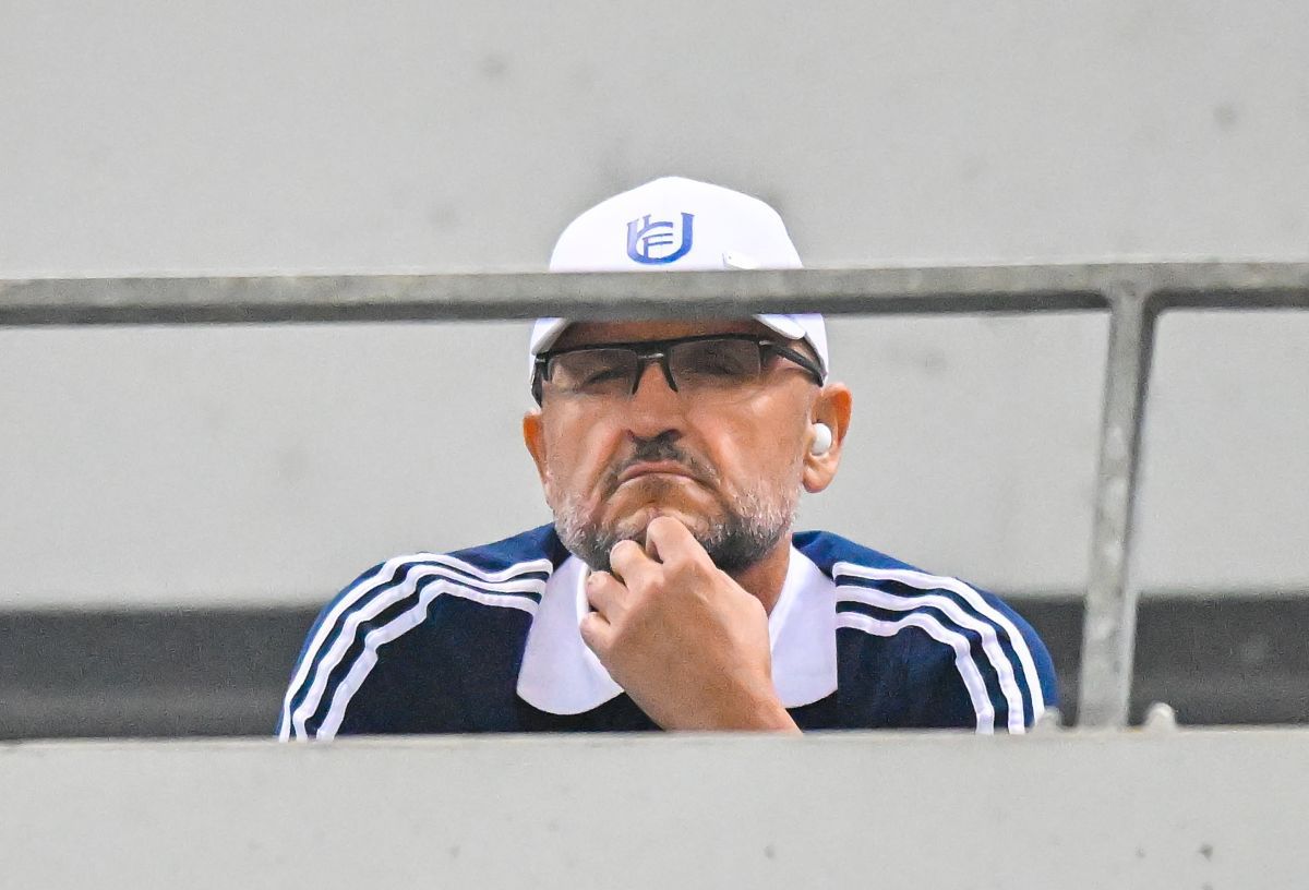 FCU Craiova - Farul 4-0 » Uluitor: campioana Farul, snopită în Bănie de echipa preparatorului Vasilică!