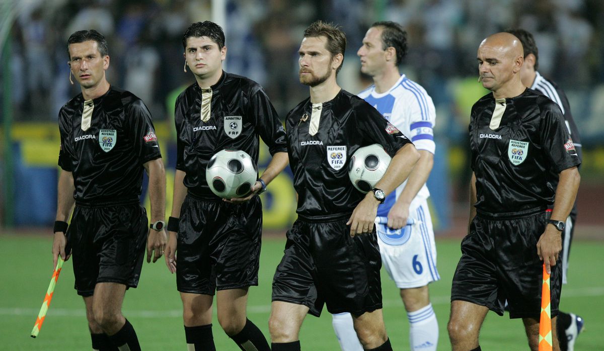 Interzis de FRF, a plecat în Anglia să arbitreze! Aurel Onița, primul interviu după șapte ani de tăcere: „Mi s-a luat pasiunea! Cea mai mare bucurie e că alerg desculț pe plajă la răsăritul soarelui”