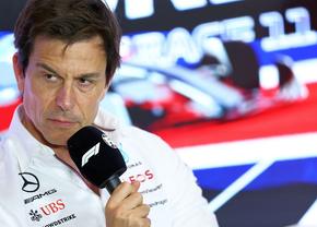 Bossul de la Mercedes îl ia peste picior pe Verstappen după ziua istorică din F1: „Record pentru Wikipedia. Nu citește nimeni așa ceva”