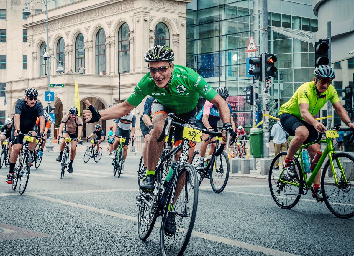 L’Étape Romania by Tour de France: nou record la cea de-a treia ediție » 2.500 de cicliști prezenți pe străzile Capitalei, în cel mai important festival de ciclism din România