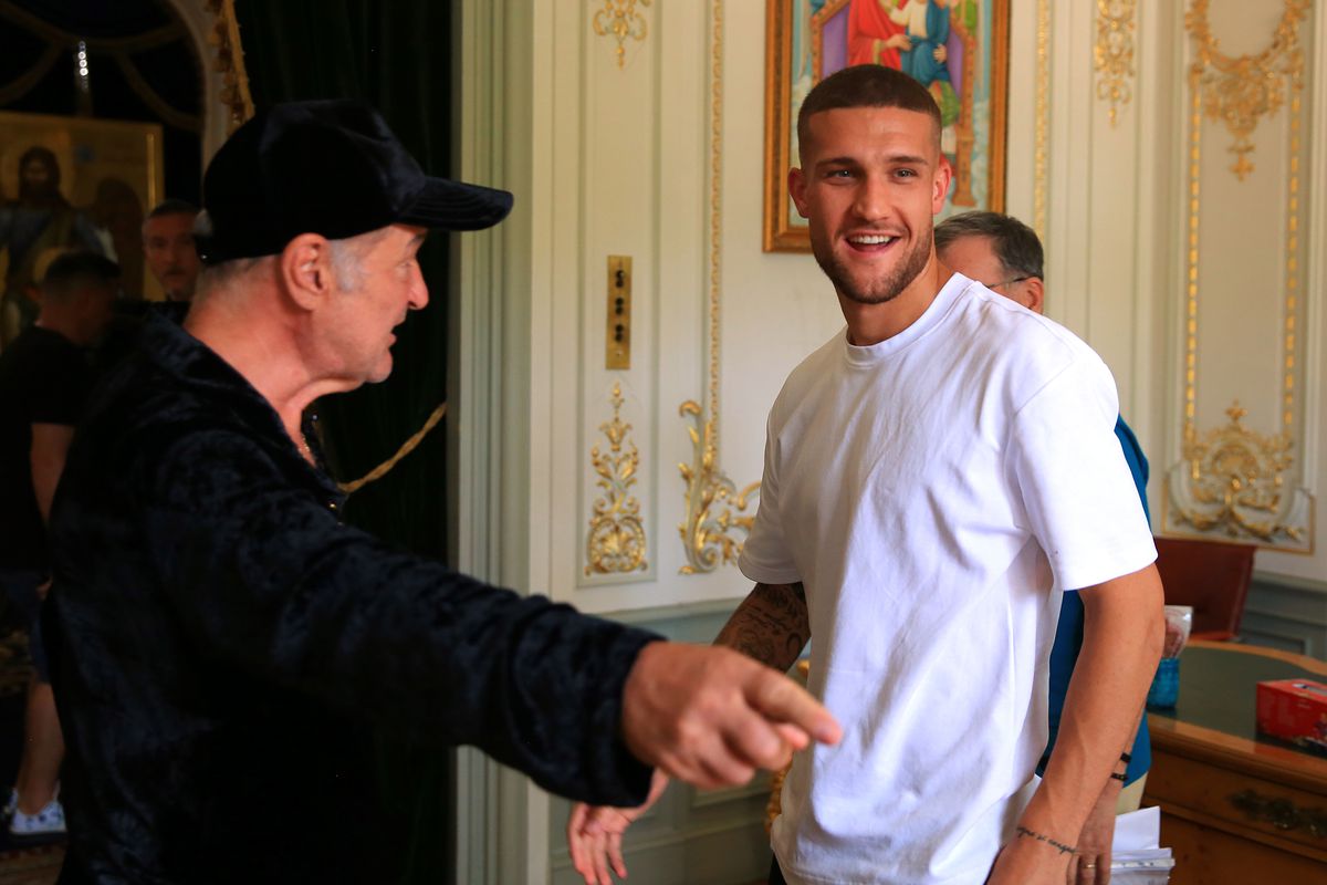 Marele Liță Dumitru pariază pe Daniel Bîrligea: „Are un avantaj față de Louis Munteanu. 10 procente peste!”