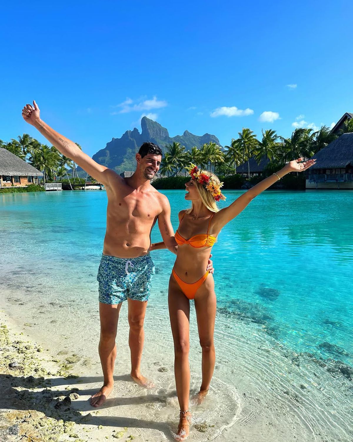 „Negociază «la sânge»!” » Soția marelui internațional are parte de un debut-surpriză în muzică