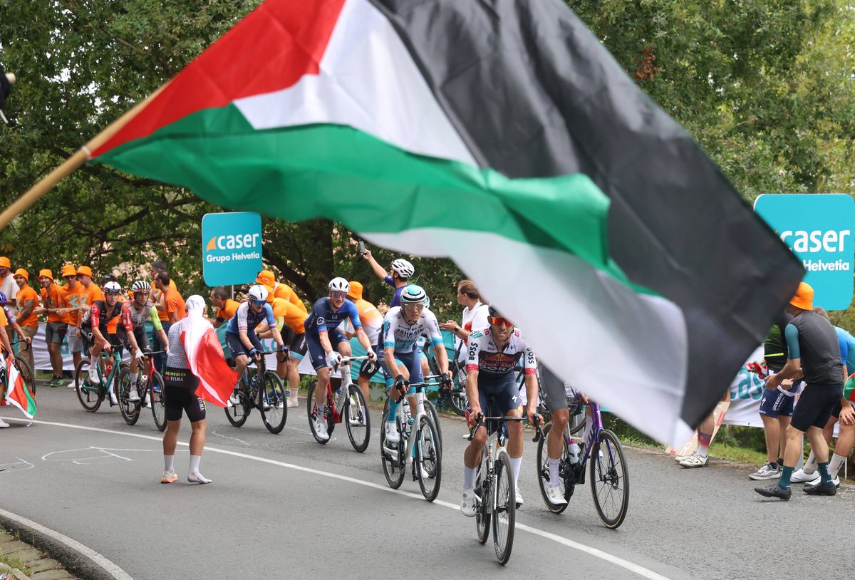 Proteste pe străzile din Bilbao, etapă fără câștigător în Turul Franței
